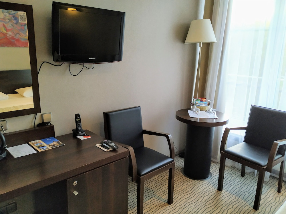 Standard Double Room, River View photo 3