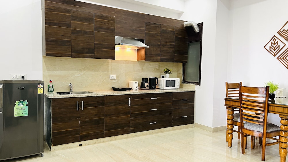 Superior One Bedroom Apartment - Photo 10