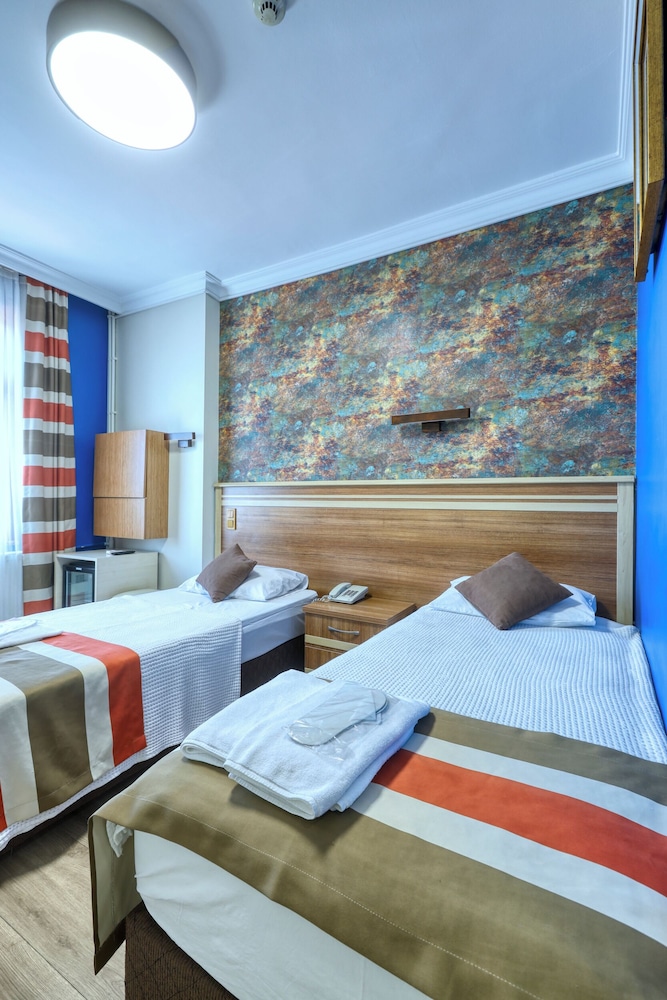 Standard Double Room, 1 Double or 2 Twin Beds photo 3