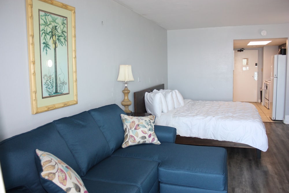 Oceanfront Studio, 1 King