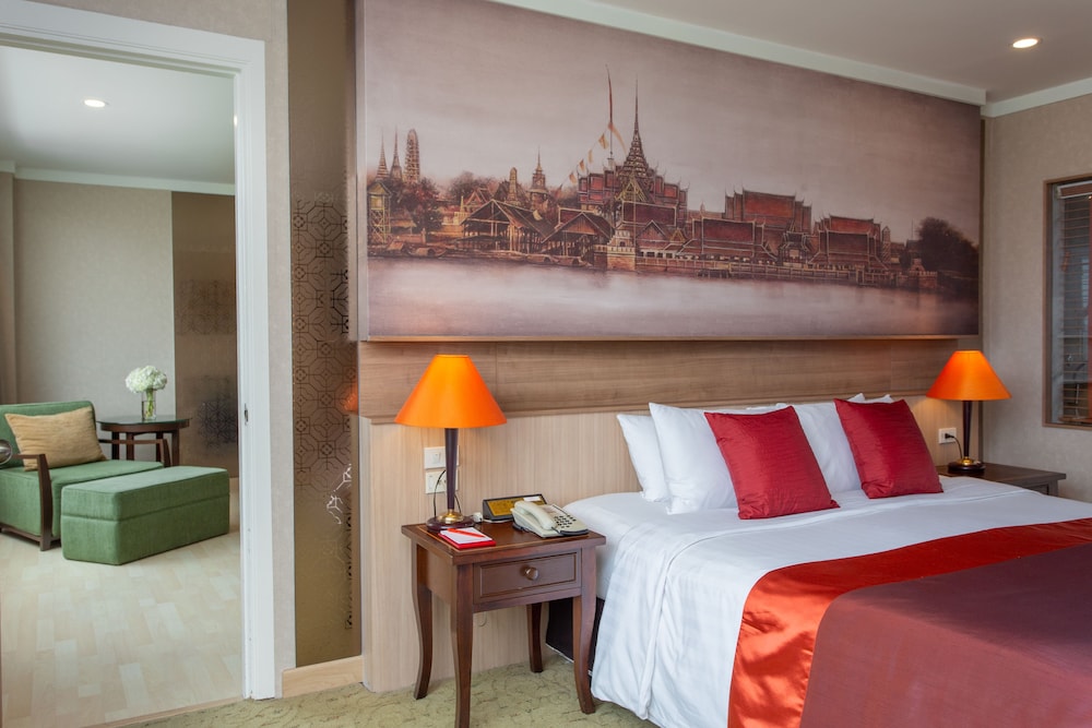 Suite, 1 King Bed, River View (Royal Thai Suite)