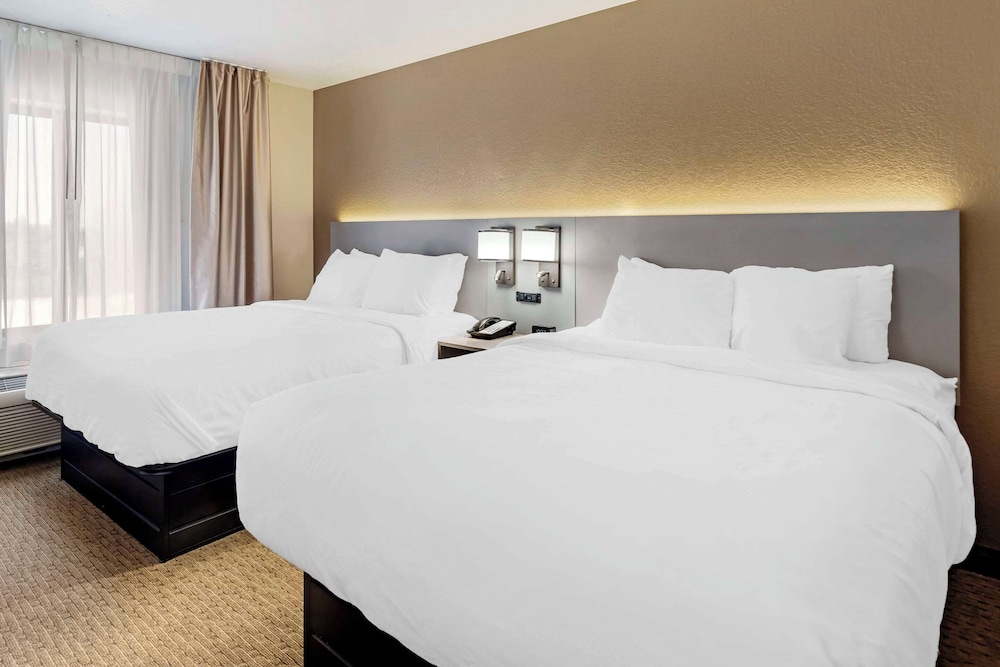 Suite, Multiple Beds, Non Smoking - Photo 1