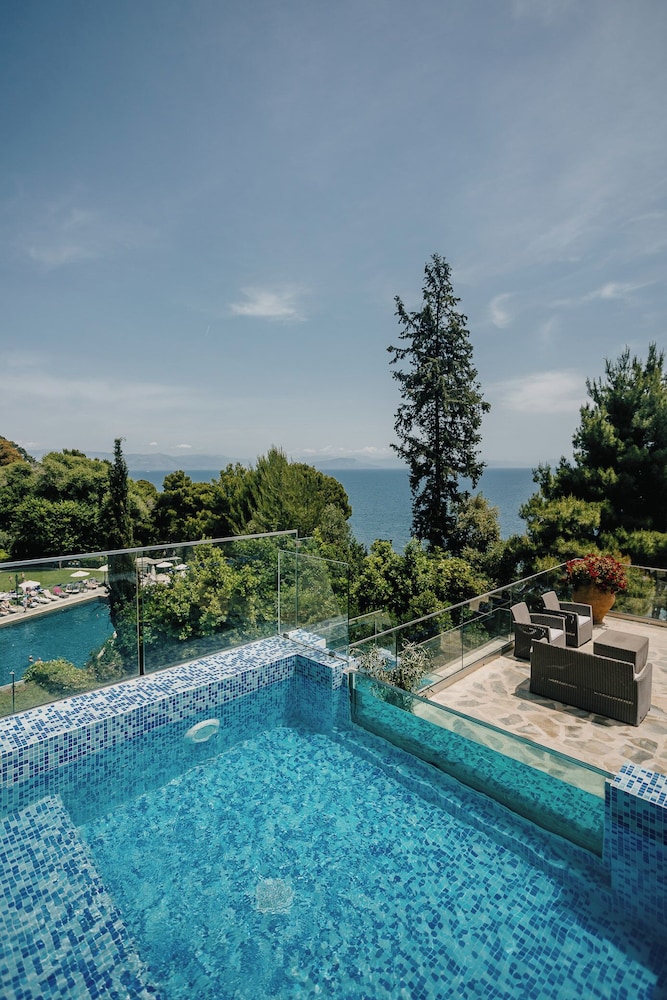 Superior Bungalow with Private Pool Sea View / Mouse Island View photo 2