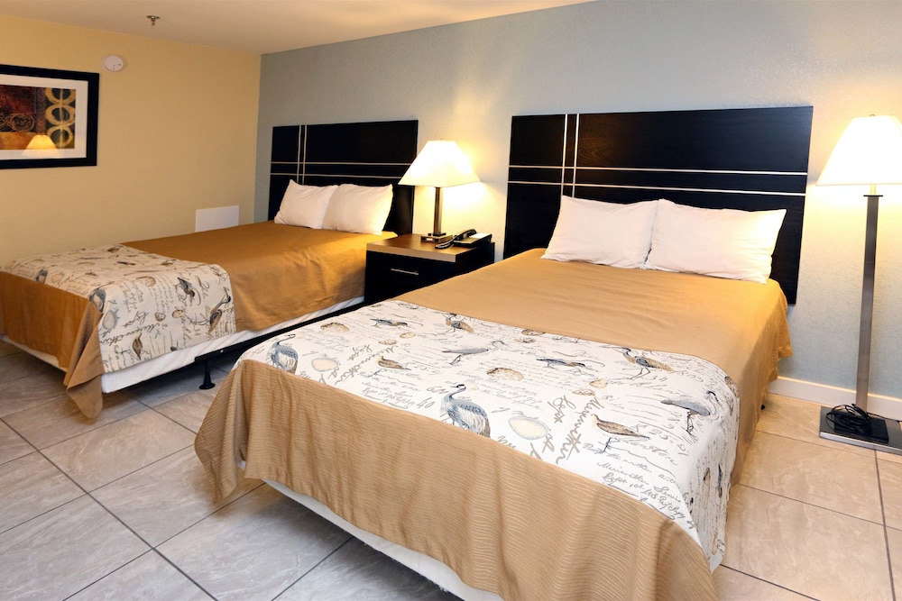 Standard Room, 2 Double Beds, Ocean View photo 1