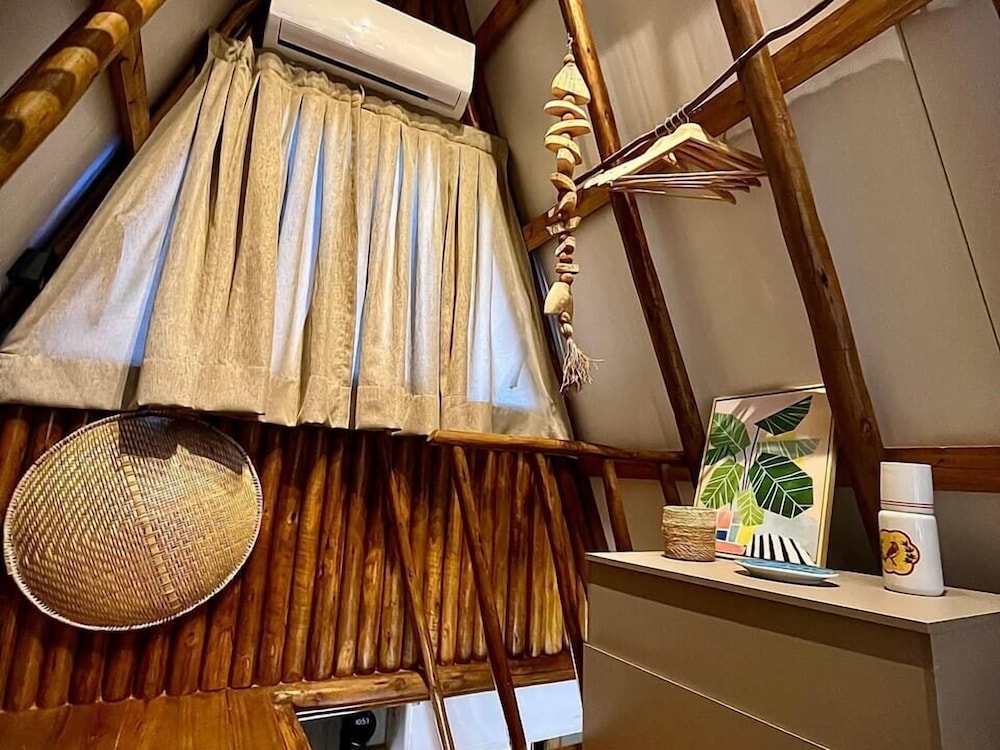 Standard Cabin photo 2