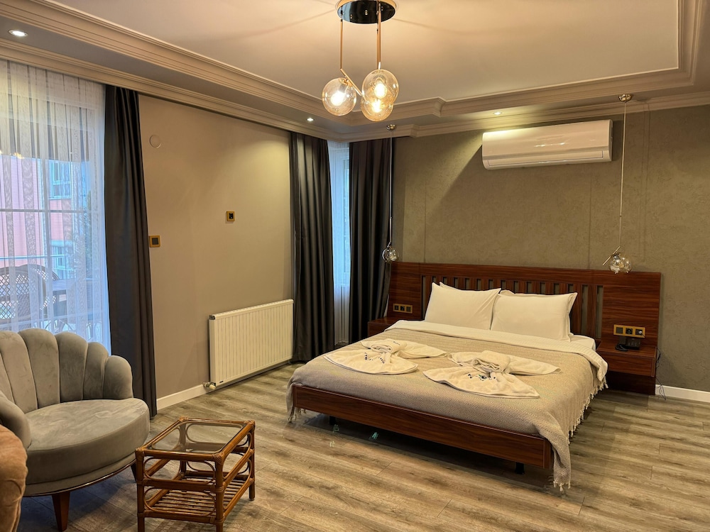 Superior Room, Sea View - Photo 10