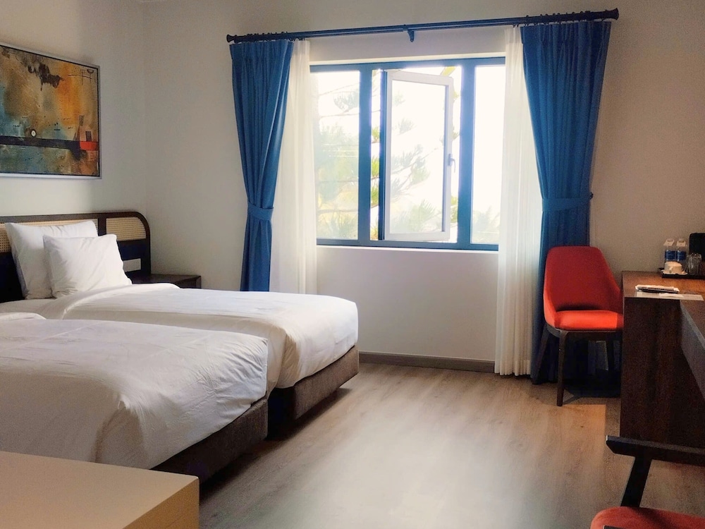 Deluxe Pavilion Sea View - Double or Twin Room photo 2
