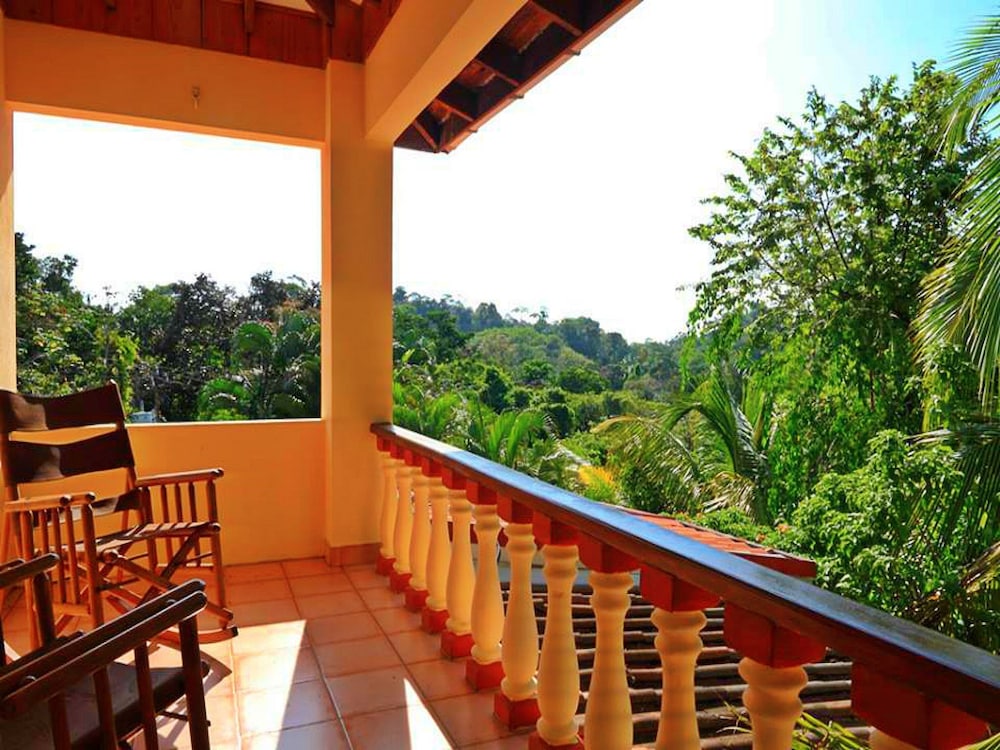 Family Villa, 1 Bedroom, Kitchen, Garden View