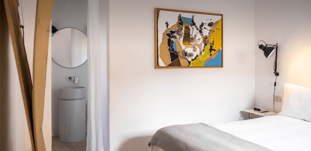 Superior Suite, 1 Queen Bed (Toretta Suite) photo 1
