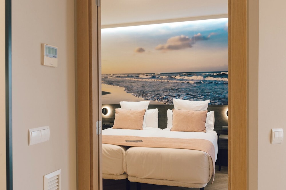Premium Studio (2 Adults + 2 Children)