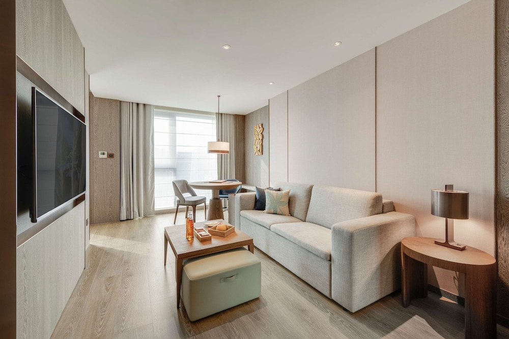 Corner Suite, 1 King Bed
