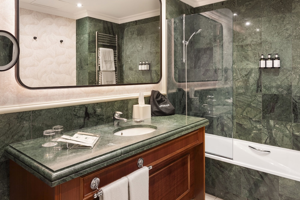 Double Room - Photo 6