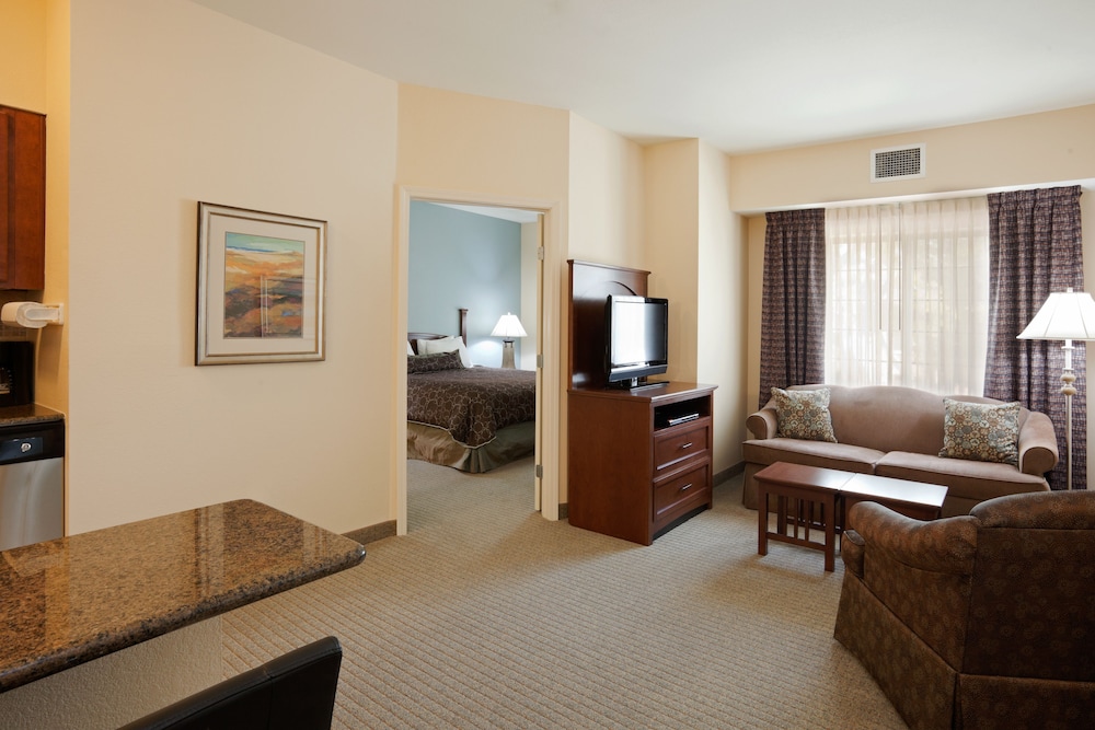 Room, 1 Queen Bed, Accessible, Kitchen (Communications, Mobility) - Photo 4