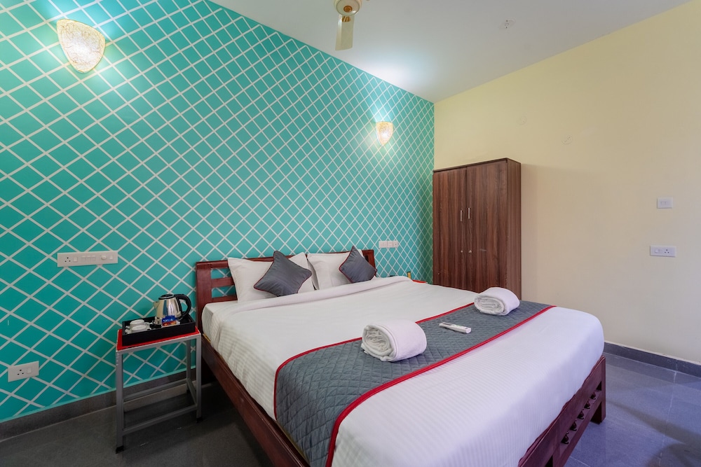 Deluxe Room - Photo 14