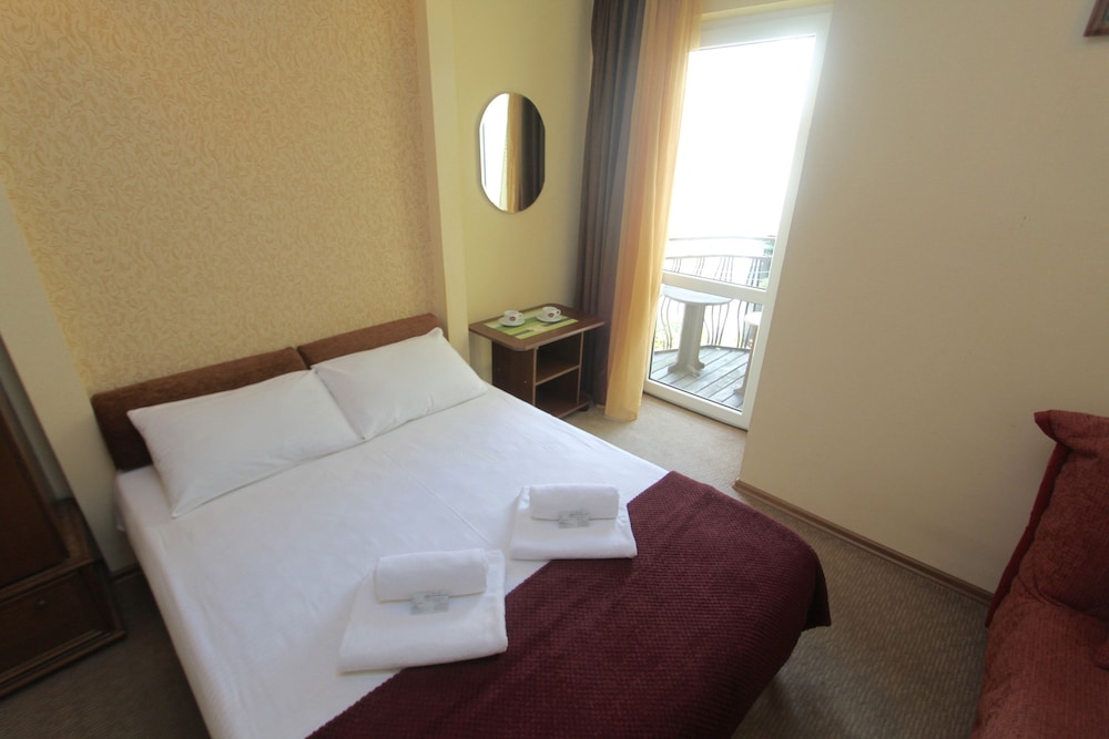 Standard Double Or Twin Room photo 2