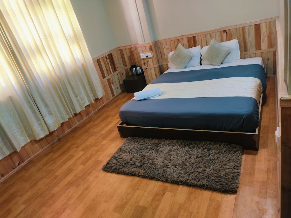 Super Deluxe Room - Photo 21