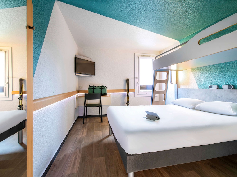 Triple Room, Multiple Beds photo 3