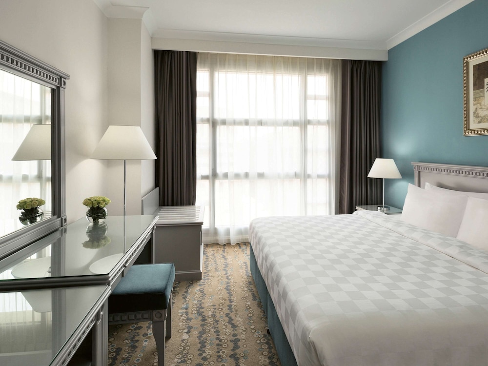 Classic Room, 1 King Bed - Photo 1