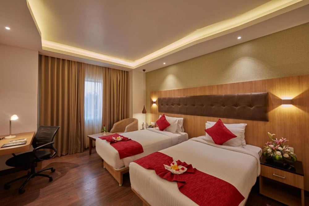 Deluxe Double Room, Smoking, Garden View