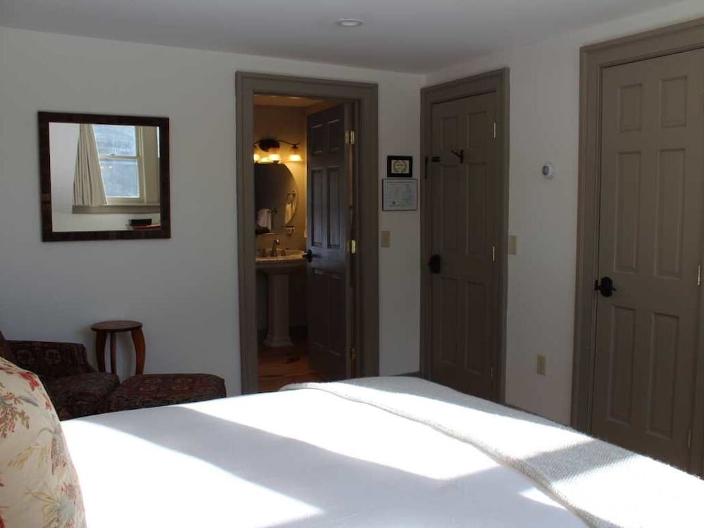 Luxury Double Room, Ensuite (Cedar Room) photo 3