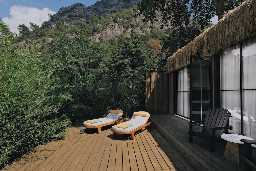 Signature Suite, Private Pool, Garden View