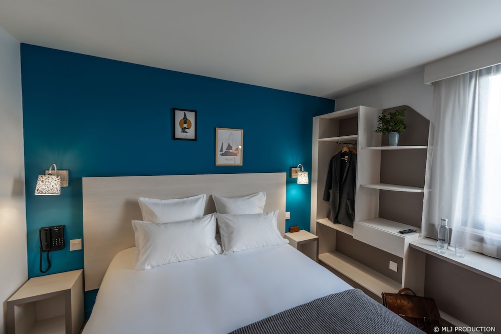 Double Room - Photo 14