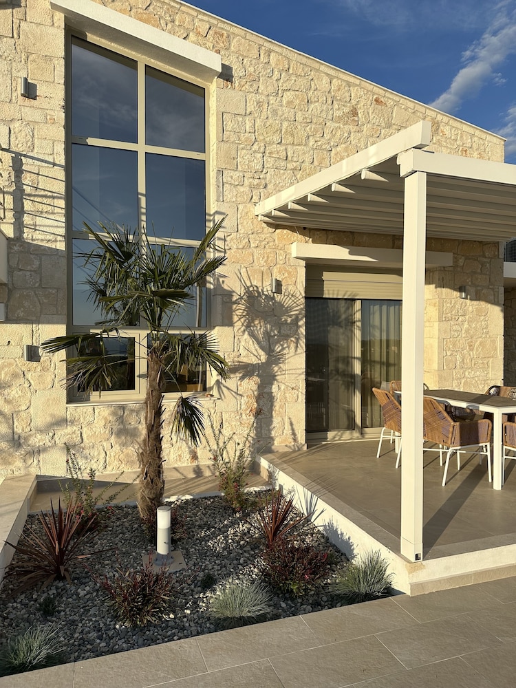 Luxury Villa, Sea View photo 2