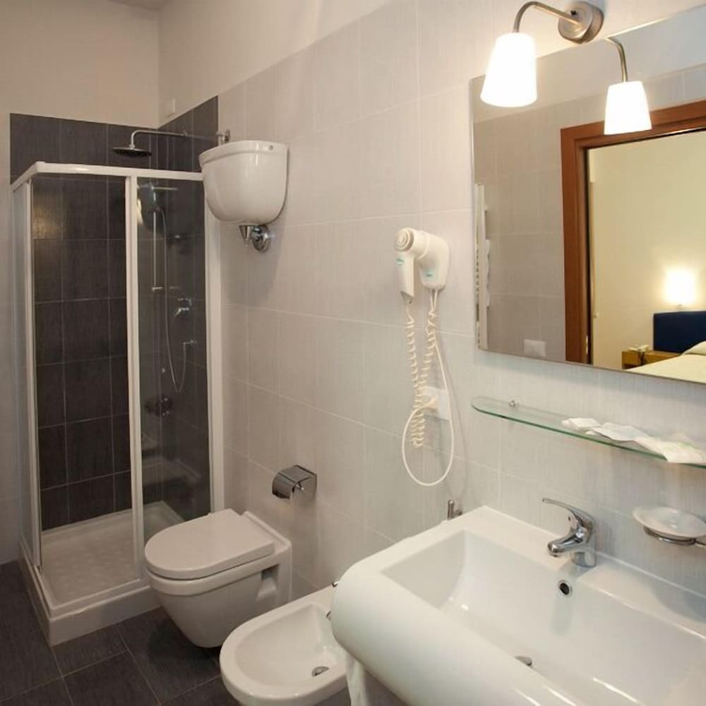 Standard Single Room photo 3