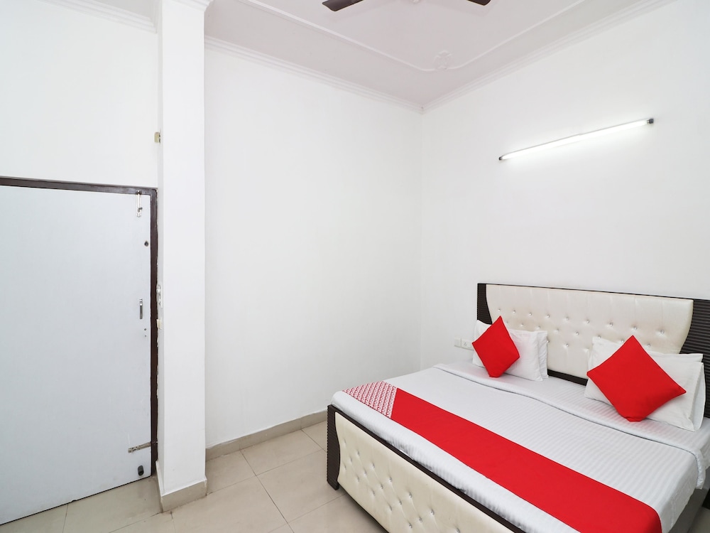 Double Or Twin Room photo 3