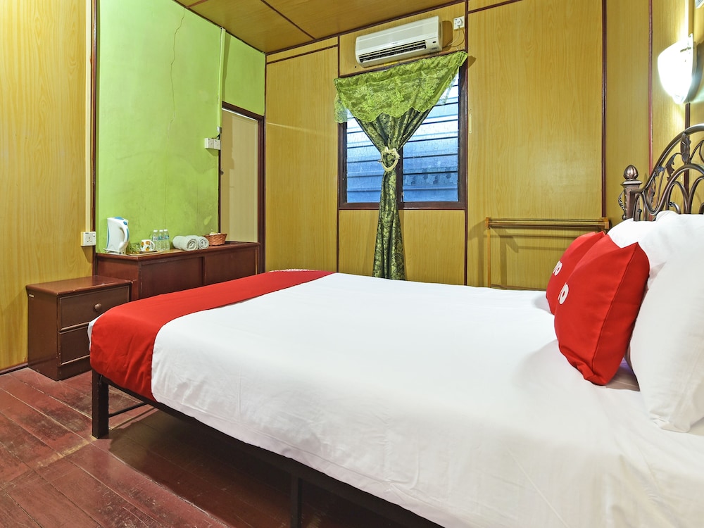 Deluxe Double Room, 1 Queen Bed photo 2