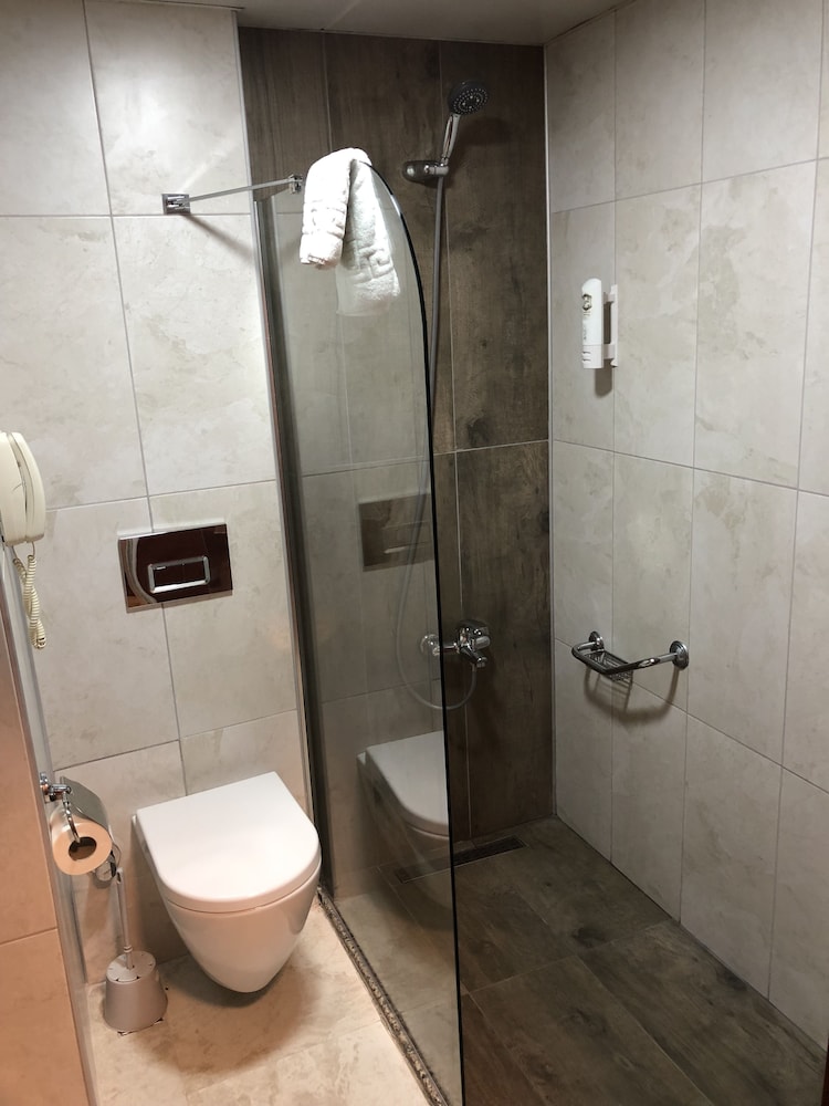 Economy Double or Twin Room photo 2