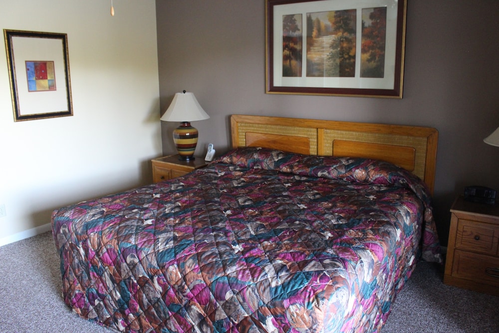Deluxe Condo, 2 Bedrooms