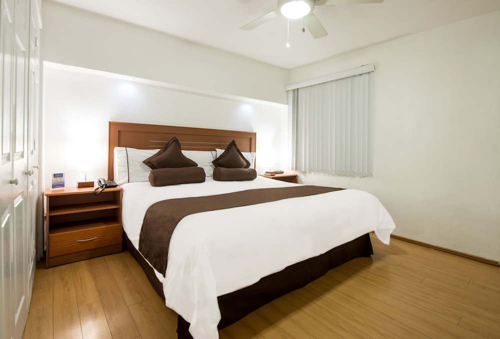 Premium Junior Suite, 1 Bedroom - Photo 3