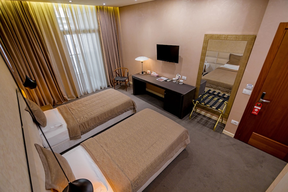 Standard Twin Room photo 3