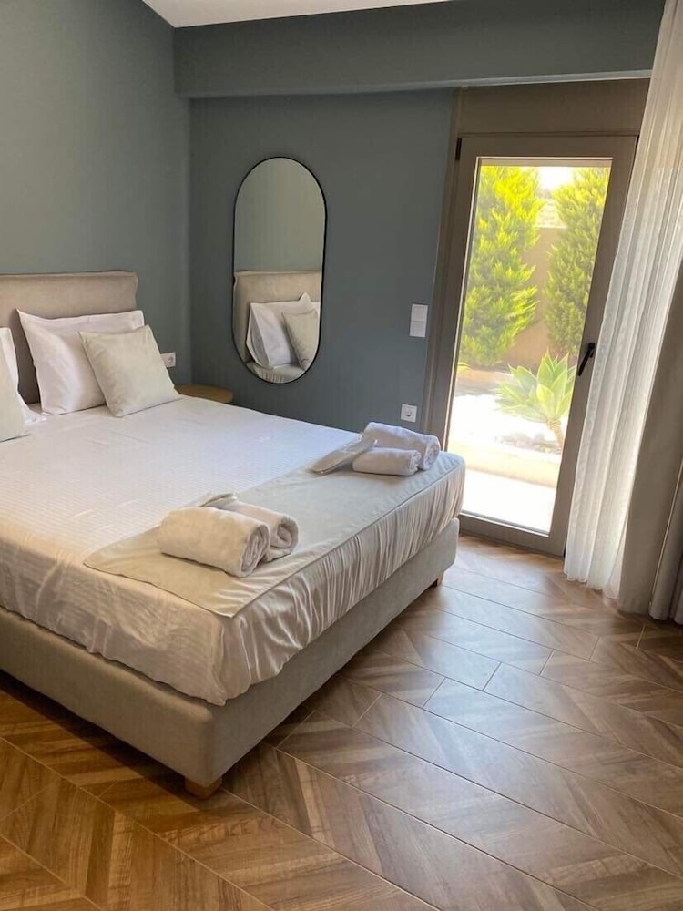 Premium luxury Suite / Emmanouil