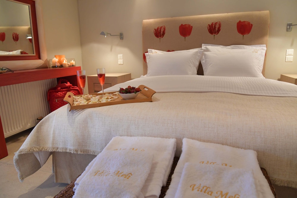 Luxury Villa photo 1