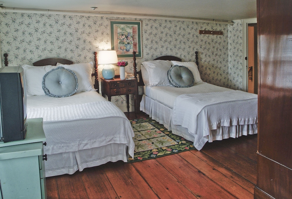 Standard Room photo 1