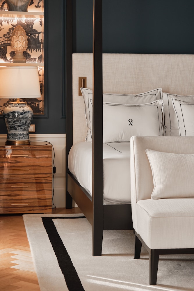 Presidential Studio Suite thumbnail 5