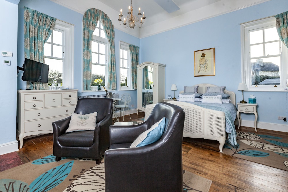 Double Room, Ensuite (The Agent's Office - King) photo 2