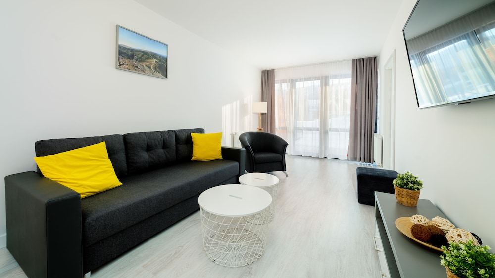 Apartment (2)