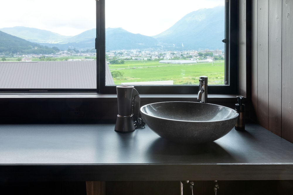 Main Room 2F -cosmos- with Fine View bath (Caters to 7years old or older) photo 3