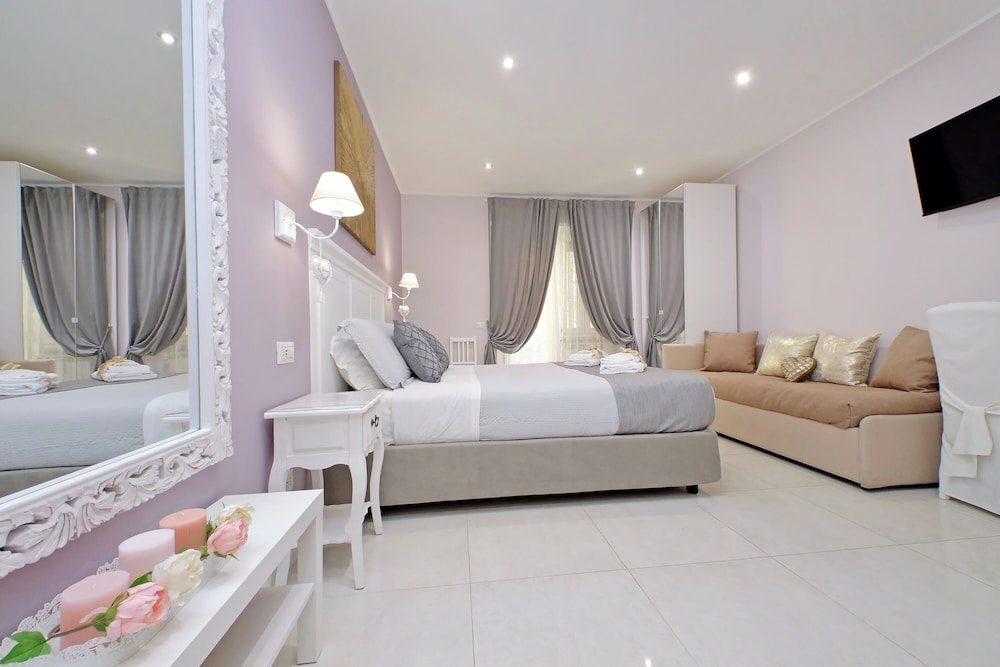 Superior Triple Room photo 2