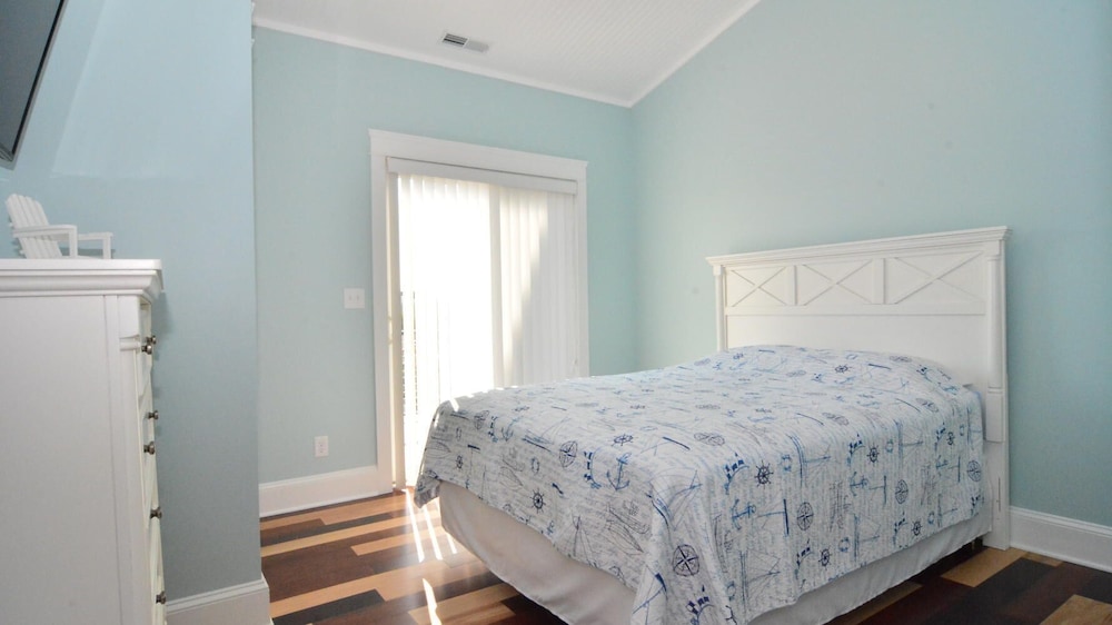 House, Multiple Beds, Patio