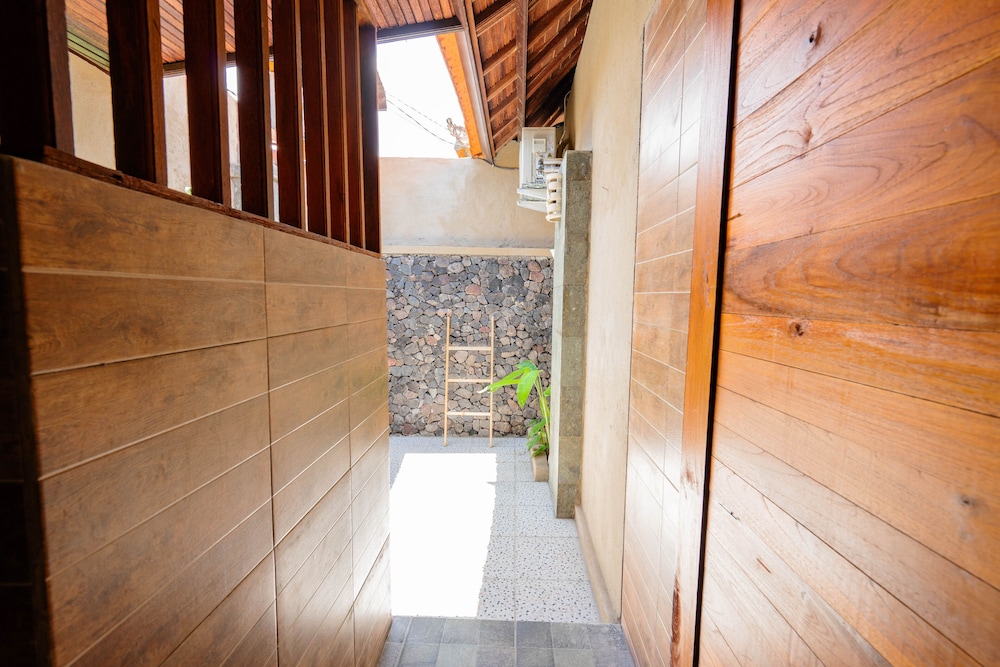 Standard Cabin - Photo 15