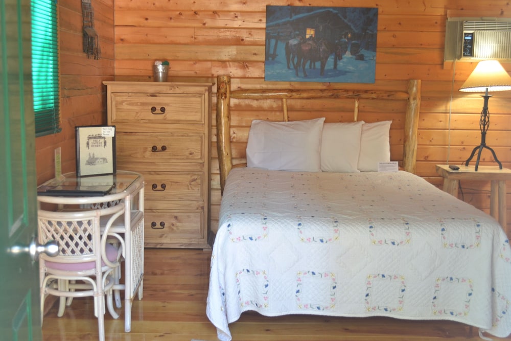 Duplex Cabin 5