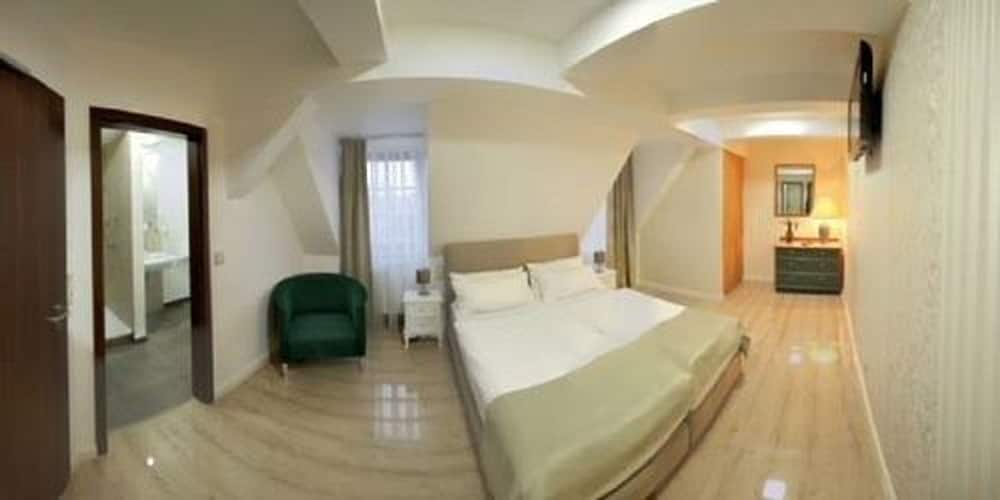Premium Double Room