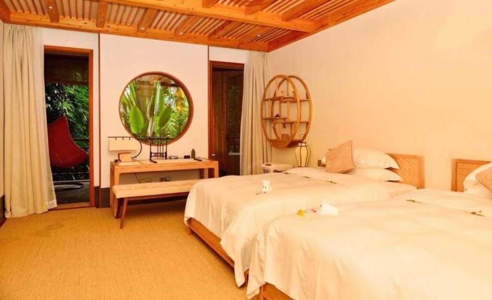 Classic Chalet, 2 Single Beds