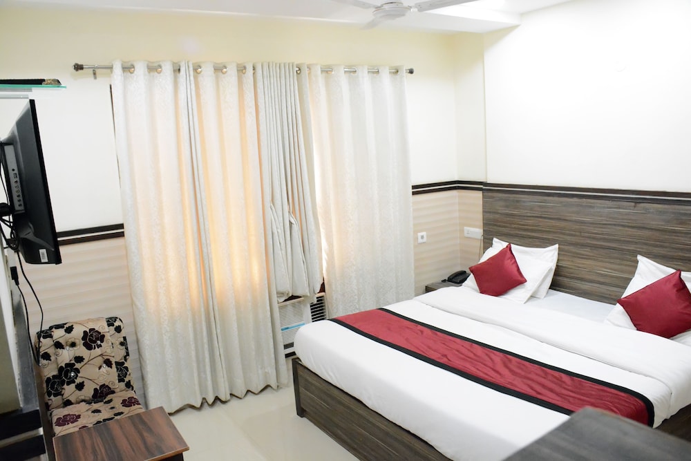 Deluxe Non- Ac Room