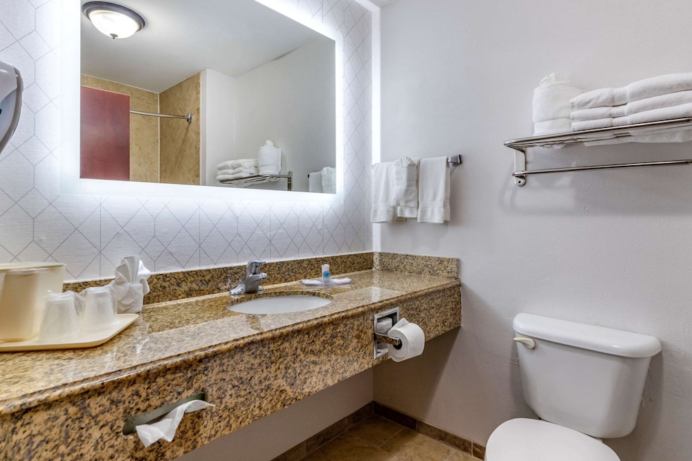 Suite, Non Smoking - Photo 3