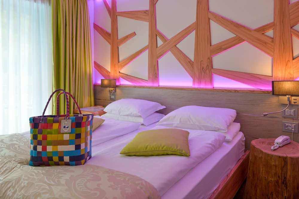 Superior Double or Twin Room photo 2